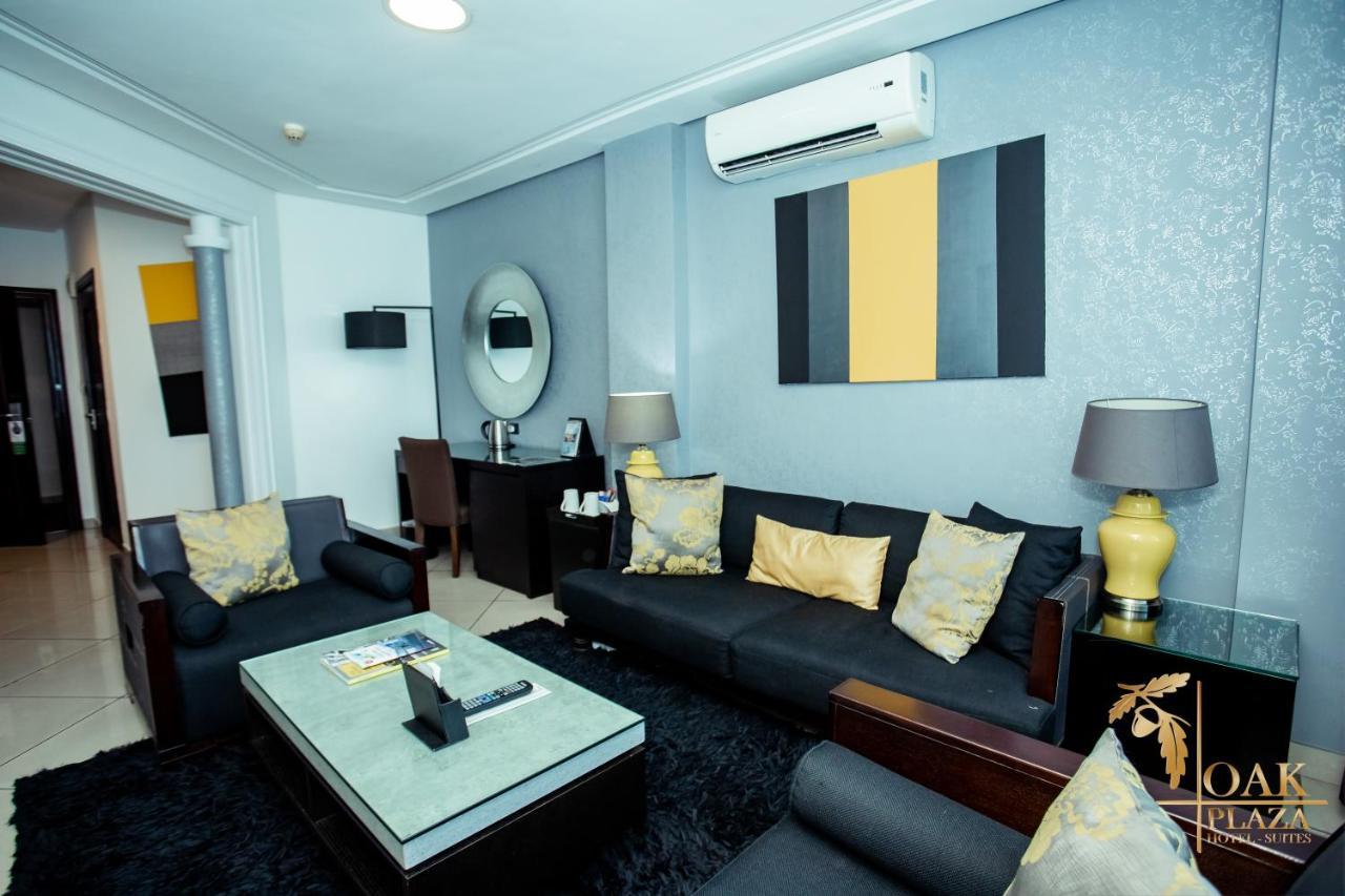 Oak Plaza Hotels East Airport Accra Eksteriør billede