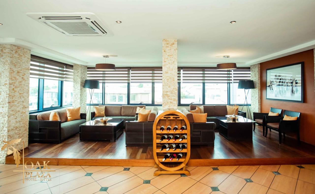 Oak Plaza Hotels East Airport Accra Eksteriør billede