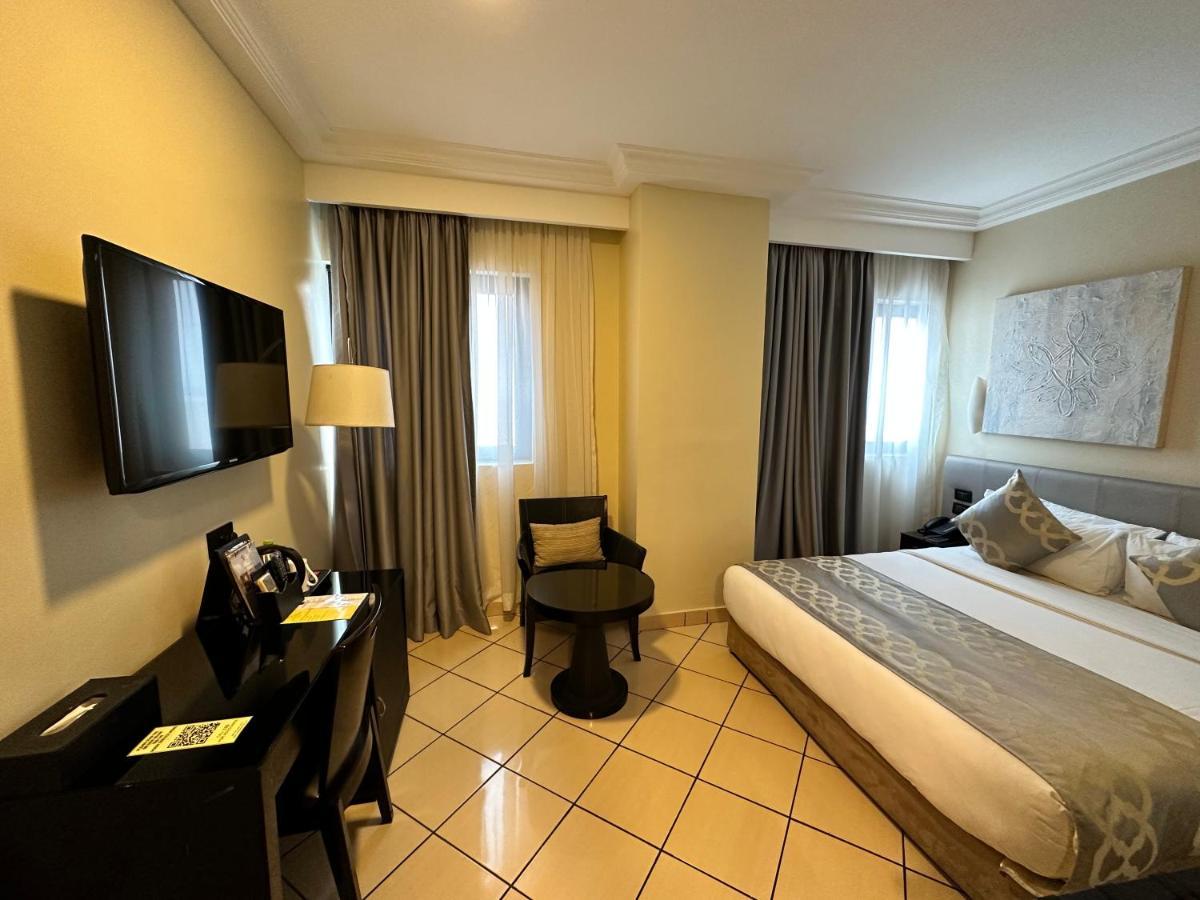 Oak Plaza Hotels East Airport Accra Eksteriør billede