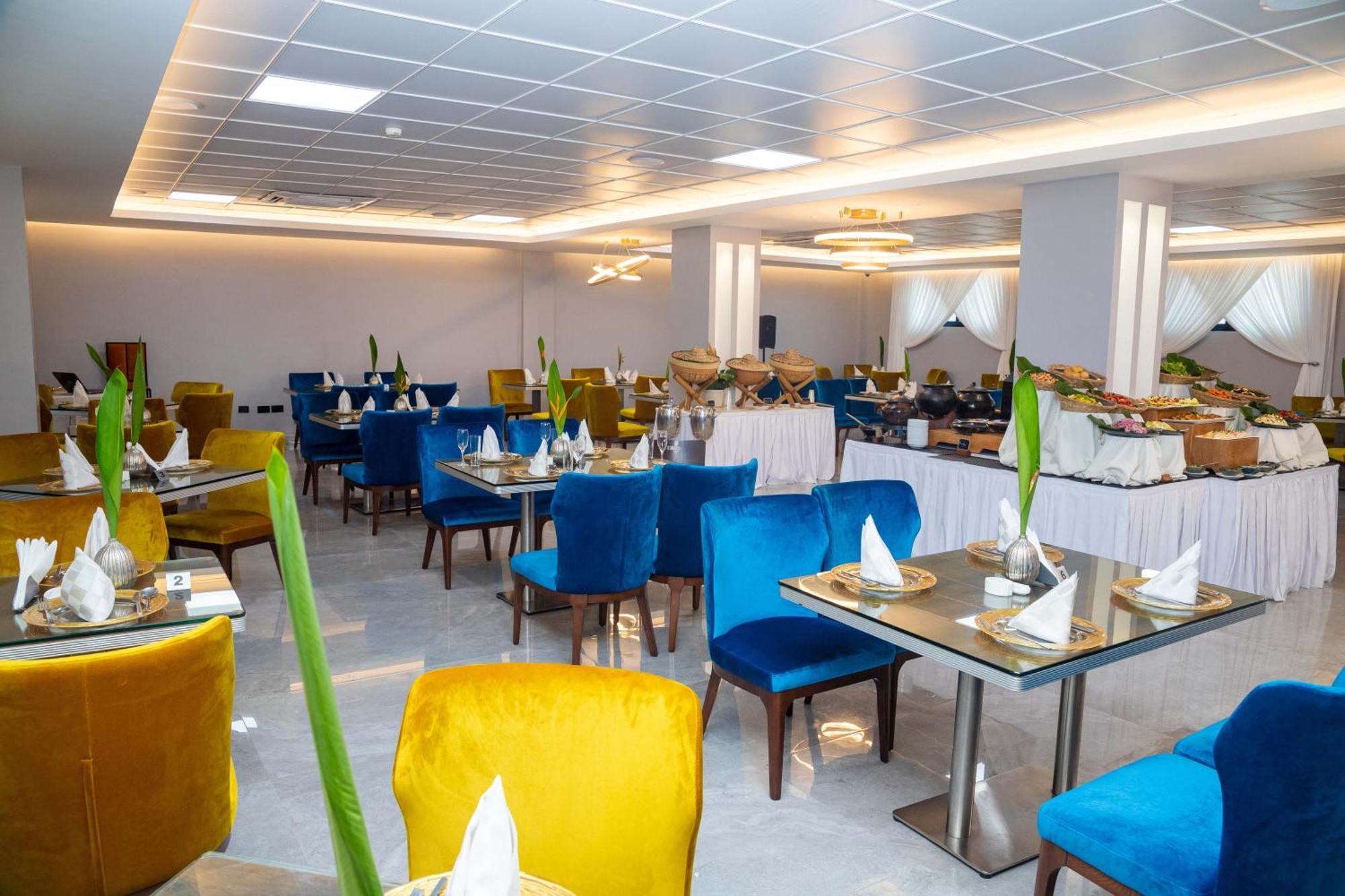 Oak Plaza Hotels East Airport Accra Eksteriør billede