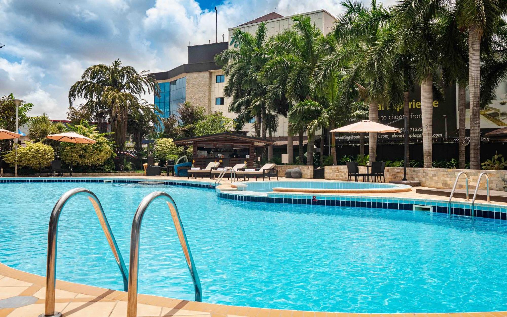 Oak Plaza Hotels East Airport Accra Eksteriør billede