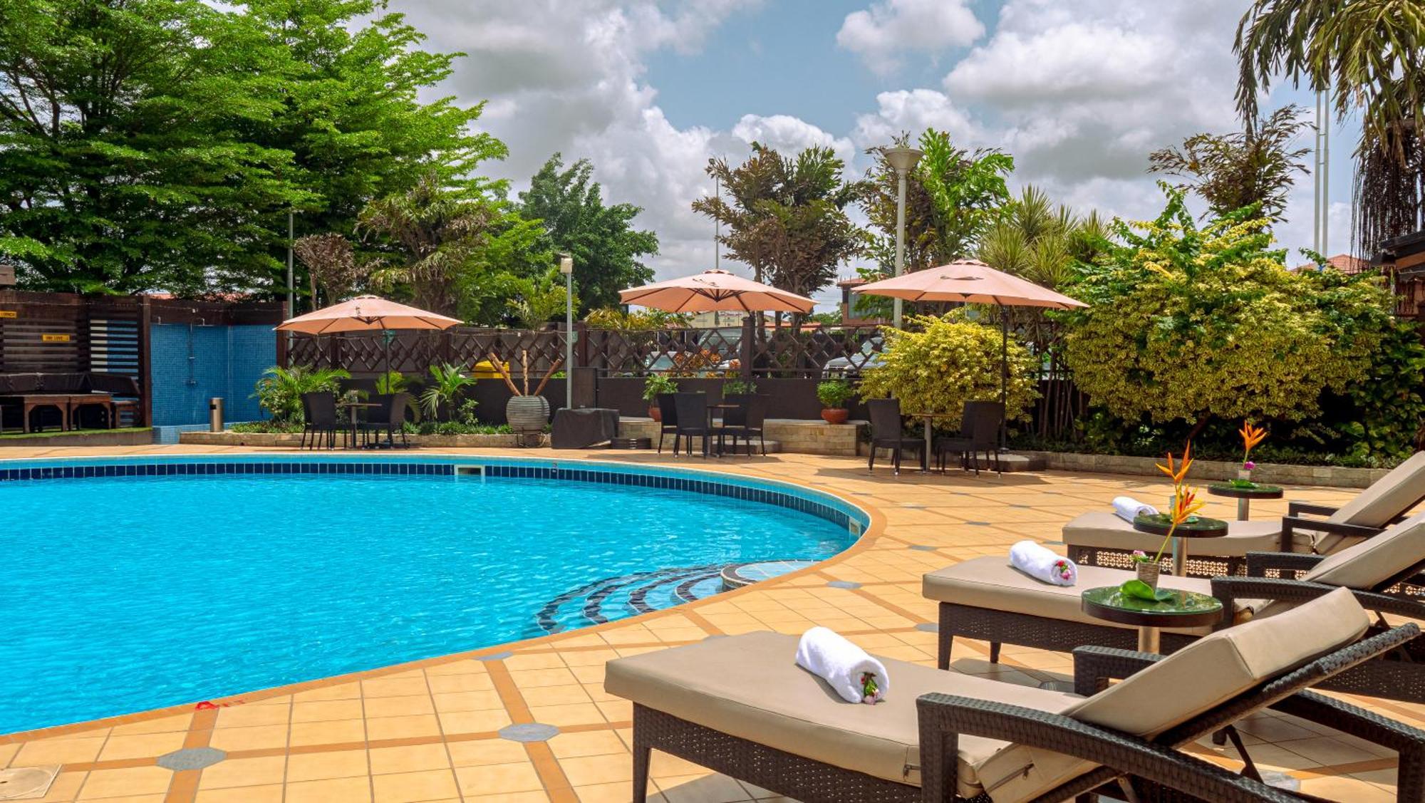 Oak Plaza Hotels East Airport Accra Eksteriør billede
