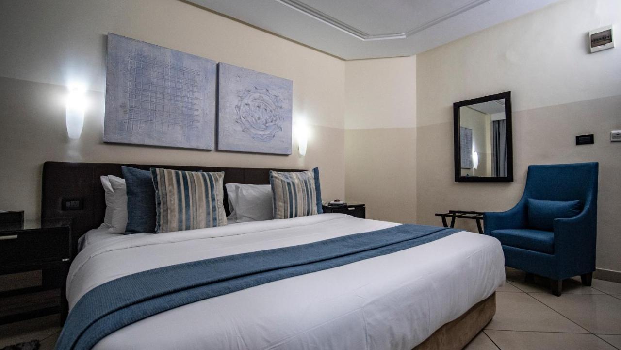 Oak Plaza Hotels East Airport Accra Eksteriør billede